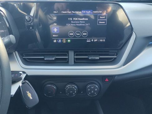 New 2026 Chevrolet Trax LS image 6