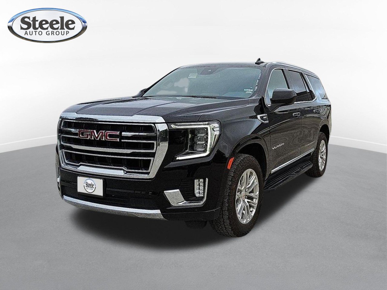 Used 2024 GMC Yukon SLT RWD image 1