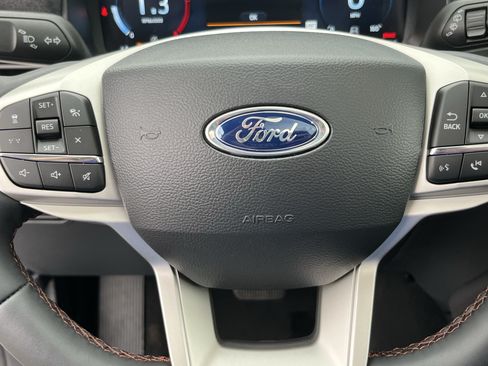 New 2026 Ford Explorer Active AWD/4WD image 19
