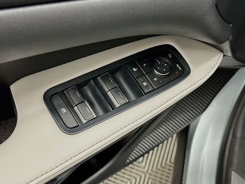 Used 2023 Lexus RX 350 Premium w/ Accessory Package AWD/4WD image 15