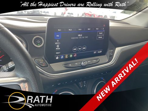 Used 2024 Chevrolet Blazer LT FWD image 14