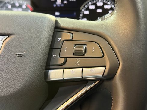 New 2025 Cadillac XT6 Luxury image 25