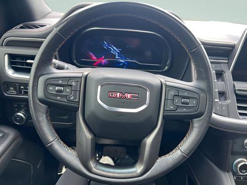 Used 2022 GMC Yukon AT4 AWD/4WD image 14
