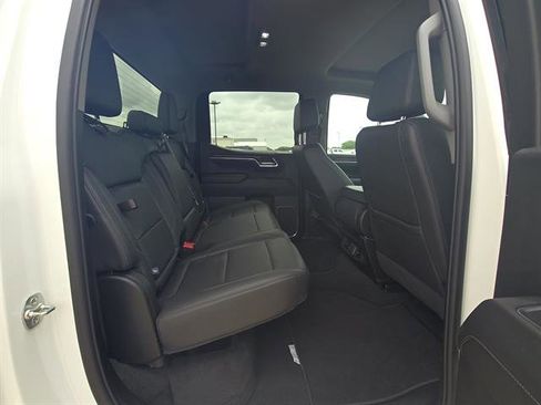 Used 2025 GMC Sierra 1500 SLT image 19