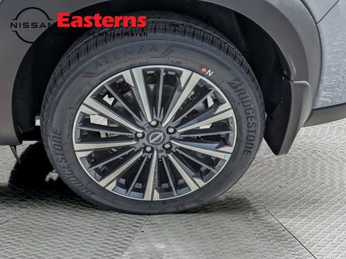 New 2026 Nissan Pathfinder Platinum w/ Cargo Package AWD/4WD image 27