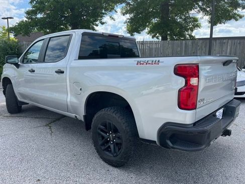 Used 2020 Chevrolet Silverado 1500 LT Trail Boss AWD/4WD image 4