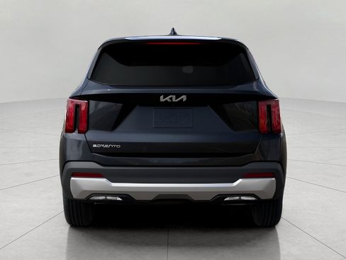 New 2026 Kia Sorento LX FWD image 5