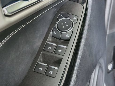 Used 2022 Ford Explorer ST w/ Equipment Group 401A AWD/4WD image 23