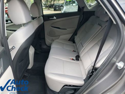 Used 2020 Hyundai Tucson SE FWD image 11