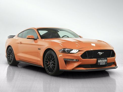 Used 2018 Ford Mustang GT Premium w/ GT Performance Package RWD image 7