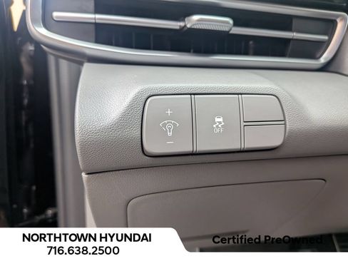 Used 2025 Hyundai Elantra Sport FWD image 28