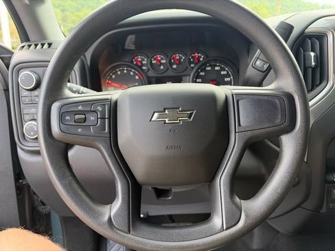 Used 2025 Chevrolet Silverado 1500 Custom Trail Boss AWD/4WD image 19