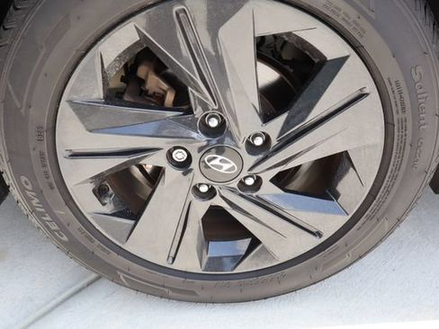 Used 2022 Hyundai Elantra SEL w/ Convenience Package FWD image 45