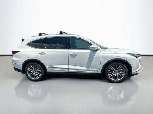 Used 2022 Acura MDX SH-AWD w/ Advance Package image 4