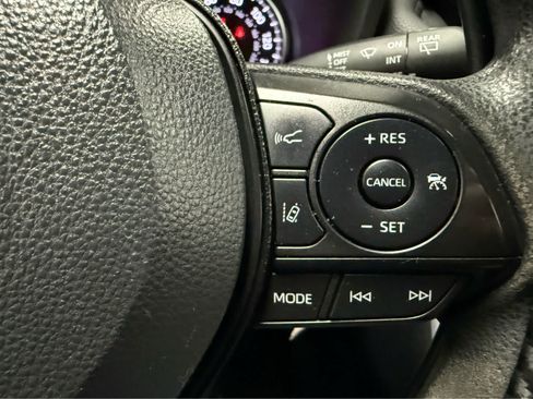 Used 2019 Toyota RAV4 LE w/ All Weather Liner Package AWD/4WD image 13