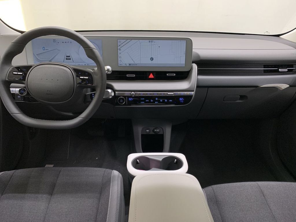 Used 2024 Hyundai Ioniq 5 SEL AWD/4WD image 19
