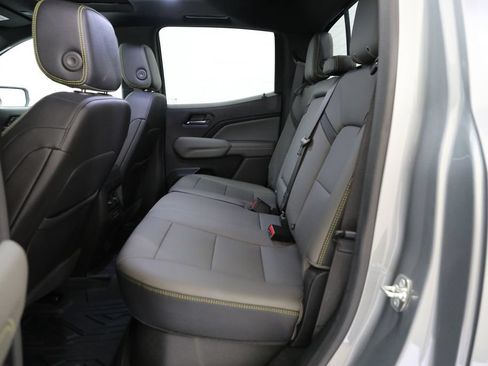 Used 2024 Chevrolet Colorado ZR2 w/ ZR2 Convenience Package III AWD/4WD image 11