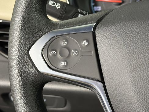 Used 2023 Chevrolet Traverse LS w/ Safety Package image 25