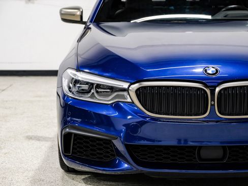 Used 2019 BMW M550i xDrive image 55