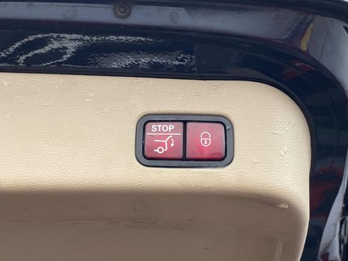 Used 2015 Mercedes-Benz ML 350 4MATIC image 16