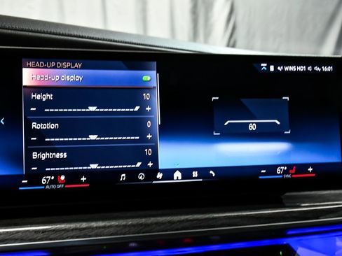 Used 2025 BMW 740i RWD image 52