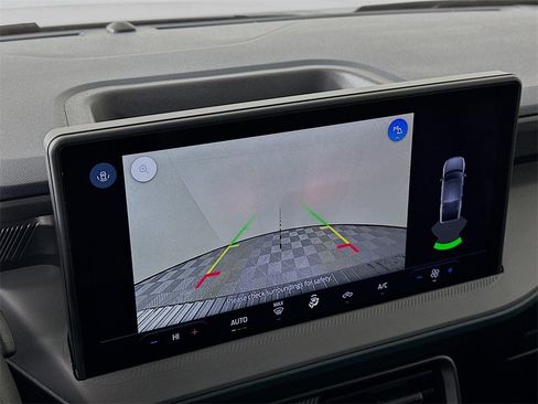 New 2025 Ford Maverick XL image 15