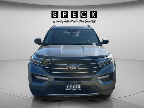 Used 2024 Ford Explorer XLT w/ Equipment Group 202A AWD/4WD image 8