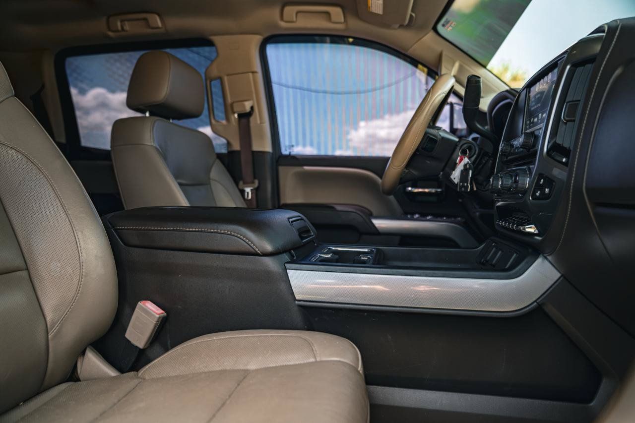 Used 2019 Chevrolet Silverado 2500 LTZ w/ Duramax Plus Package AWD/4WD image 18