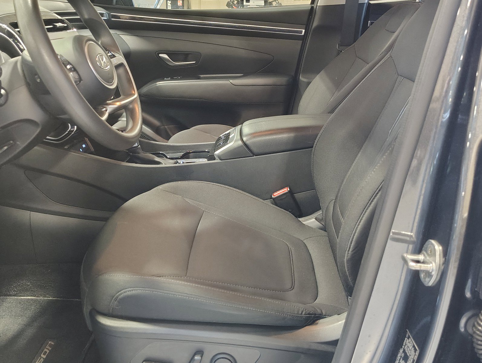 Certified 2023 Hyundai Tucson SEL AWD/4WD image 22
