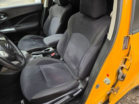 Used 2015 Nissan Juke SV w/ Technology Package AWD/4WD image 8