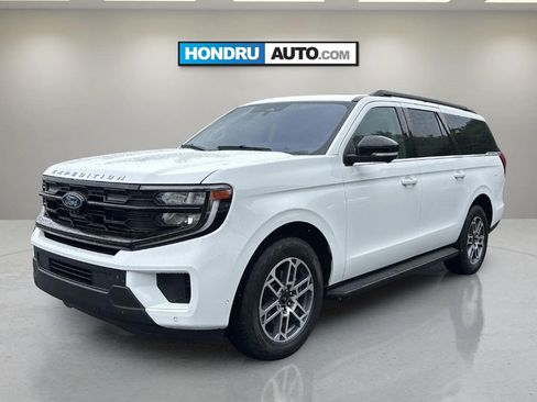 Used 2025 Ford Expedition Max Active AWD/4WD image 1