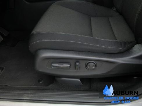Used 2025 Honda CR-V EX image 23