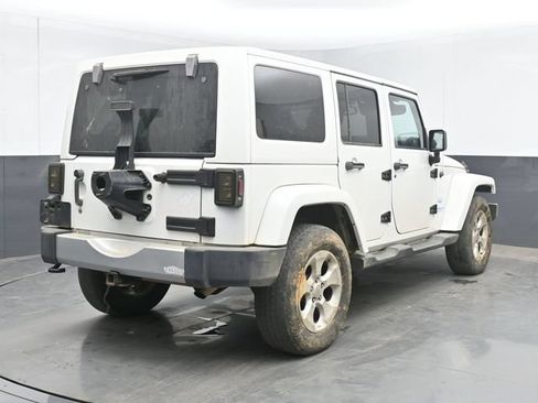 Used 2015 Jeep Wrangler Unlimited Sahara w/ Trailer Tow Group AWD/4WD image 10