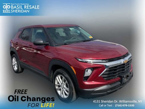 Used 2024 Chevrolet TrailBlazer LS w/ LS Convenience Package image 1