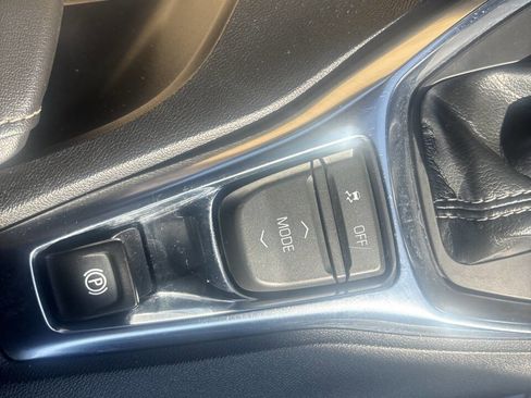 Used 2023 Chevrolet Camaro LT image 20