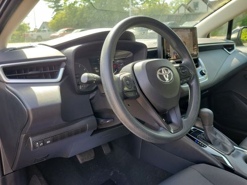 Used 2024 Toyota Corolla LE FWD image 20