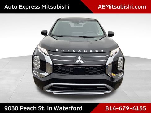 New 2026 Mitsubishi Outlander SE AWD/4WD image 2