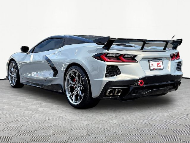 Used 2021 Chevrolet Corvette Stingray Convertible w/ Z51 Performance Package RWD image 5