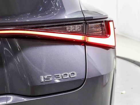 Used 2023 Lexus IS 300 w/ Comfort Package RWD image 11