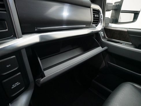 Used 2022 Ford F150 Lariat w/ Equipment Group 502A High image 28