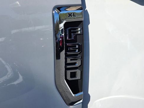 Used 2017 Ford F350 XL w/ Power Equipment Group image 29