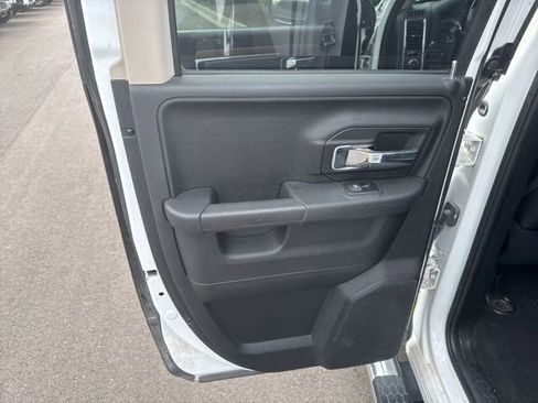 Used 2015 RAM 1500 Laramie w/ Convenience Group AWD/4WD image 23