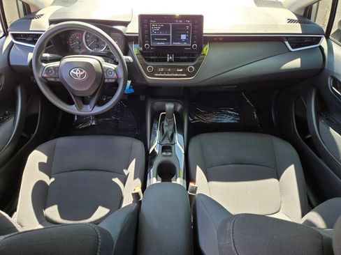 Used 2022 Toyota Corolla LE FWD image 15