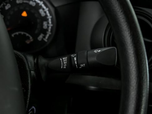 Used 2022 Toyota Tacoma SR AWD/4WD image 23