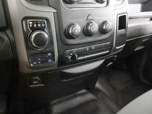 Used 2019 RAM 1500 Tradesman w/ Popular Equipment Group AWD/4WD image 32