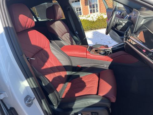 Used 2025 BMW X6 M60i image 37