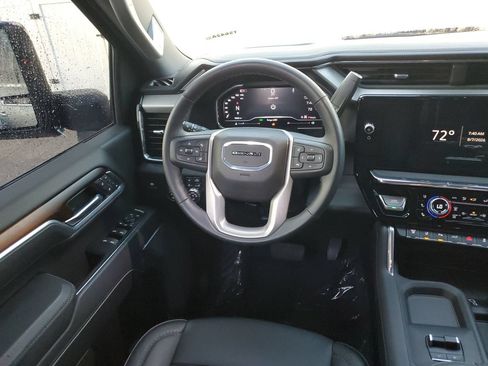 Used 2025 GMC Sierra 2500 Denali w/ Denali Reserve Package AWD/4WD image 13