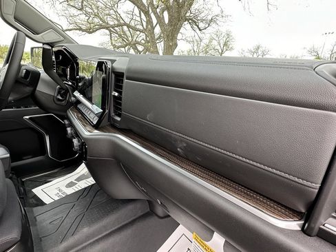 New 2025 Chevrolet Silverado 1500 LT image 12