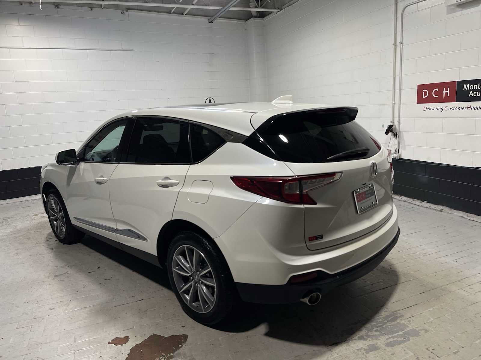 Used 2019 Acura RDX w/ Technology Package AWD/4WD image 4