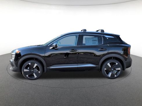 New 2026 Nissan Kicks SR w/ Cold Weather Package AWD/4WD image 8